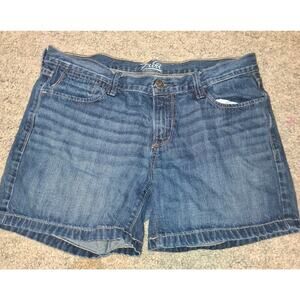 Old Navy The Flirt Mid-Rise Denim Jean Shorts Size 8 pre-owned